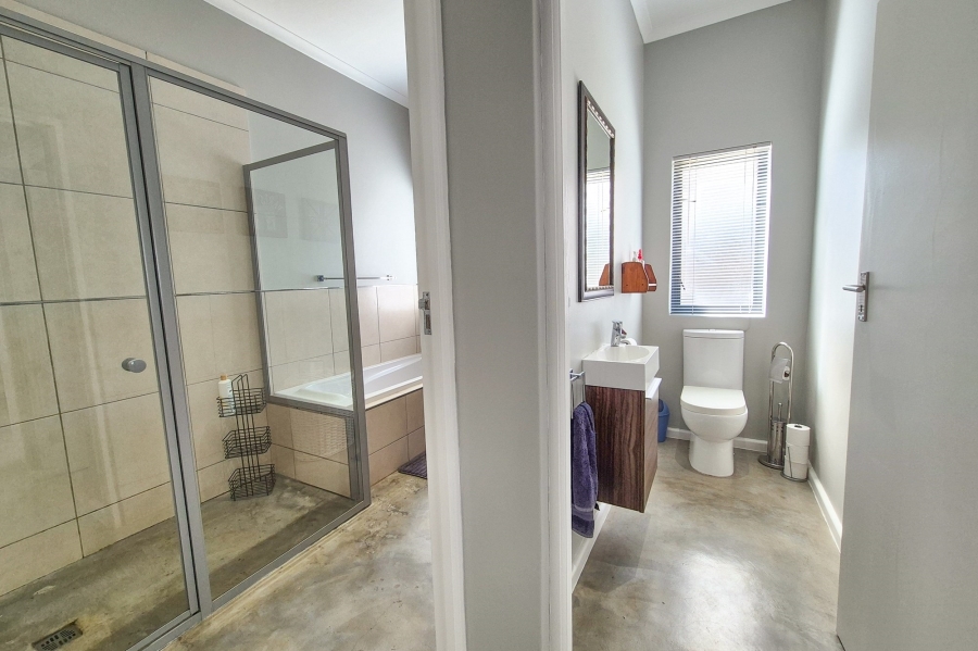 3 Bedroom Property for Sale in Kelderhof Country Village Western Cape